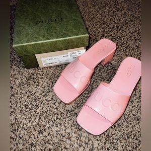 Gucci Rubber Slide Sandals